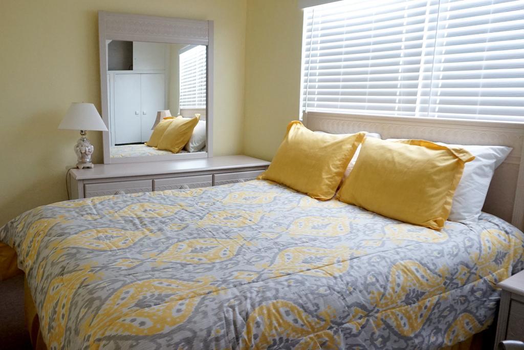 Tropic Terrace Of Treasure Island Hotel St. Pete Beach Quarto foto